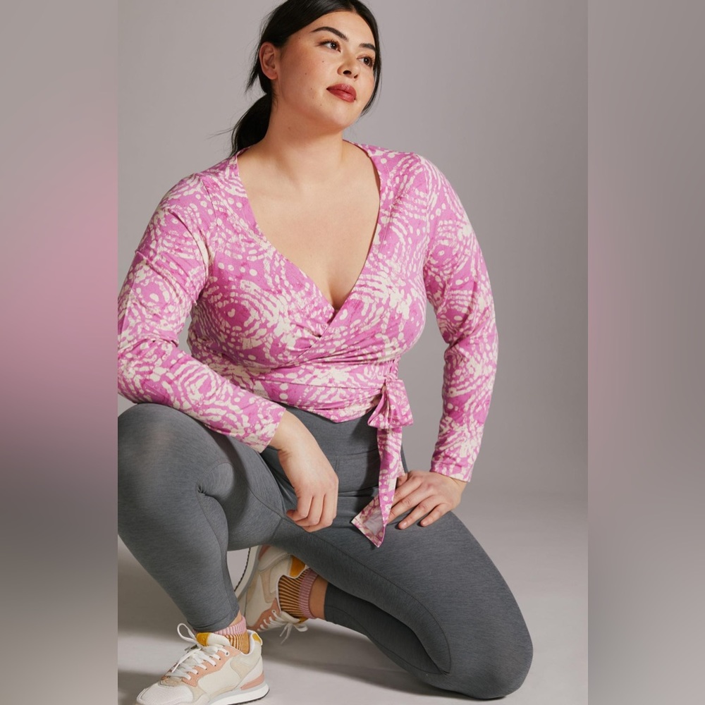 Daily Practice by Anthropologie Cropped Wrap Top in Hot Pink Print Size L - Picture 14 of 14